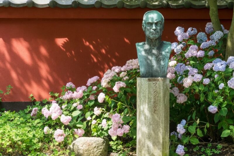 Leiden: Hortus botanicus Leiden Entry Ticket - Who Will Enjoy This Botanical Garden the Most?