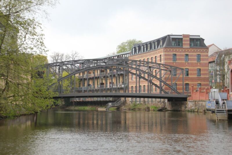 Leipzig: Mulled Wine Motorboat Tour - Exploring the Karl Heine Canals and the Industrial District of Plagwitz