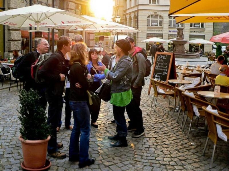 Leipzig: True or false? Walking Tour and Interactive Game - Considerations and Limitations