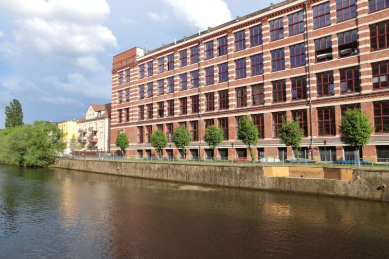 Leipziger Westen originell entdecken auf eigene Faust - Notable Stops: From Parks to Canal-side Walks