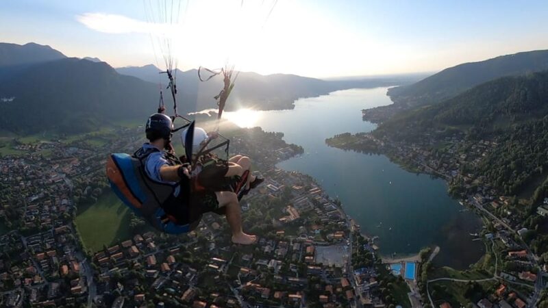 Lenggries: Tandem Paragliding Flight - The Optional Acrobatic Flight for the Adrenaline Junkie