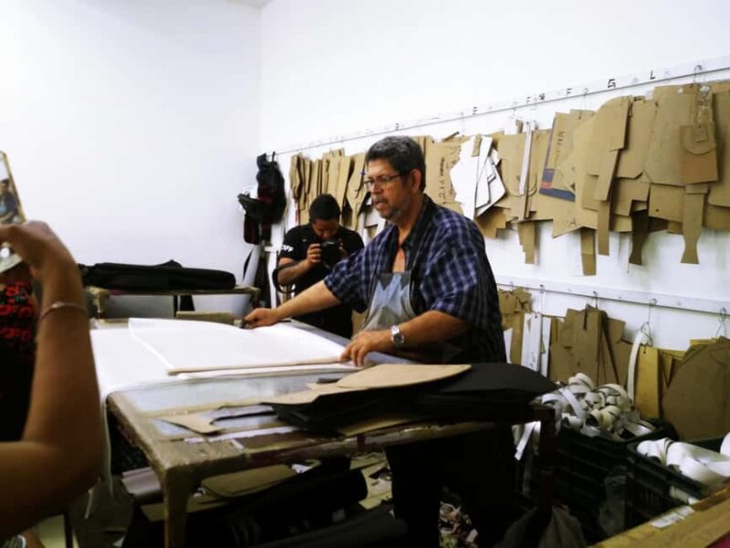 Leon: Shopping Safari Tour - Explore Leon’s Top Shopping Destinations with the Shopping Safari Tour