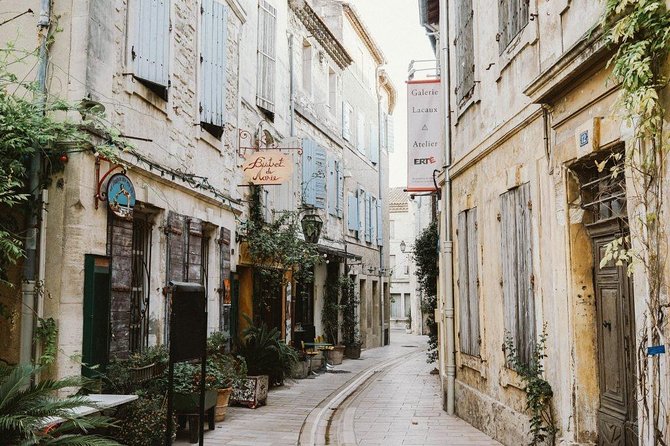 Les Baux de Provence : Wine day Tour : 7 hours - Exploring Saint-Remy-de-Provence: A Charming Village