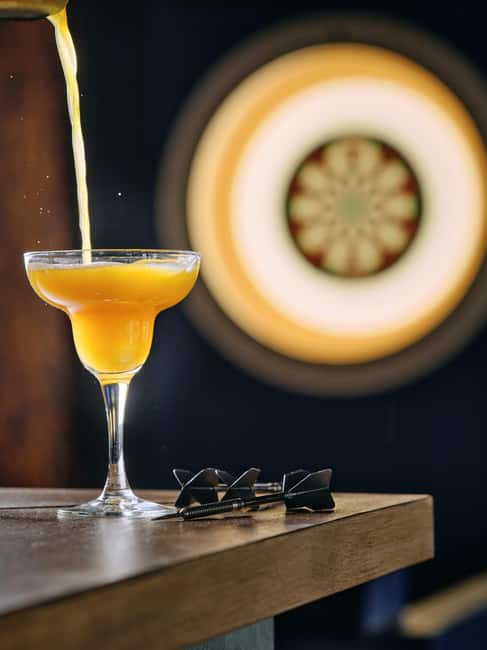 Les Petites Flèches: the only interactive Dart Bar in Paris! - The Mechanics of the One-Hour Darts Session