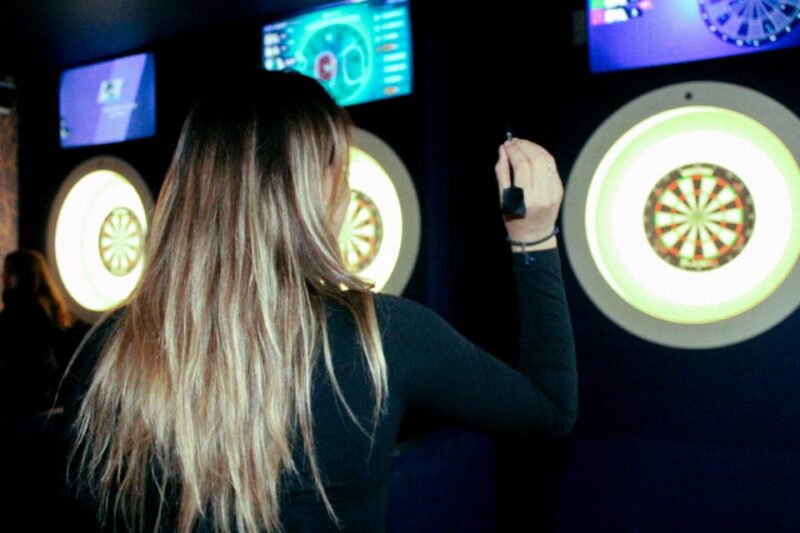 Les Petites Flèches: the only interactive Dart Bar in Paris! - What Sets Les Petites Flèches Apart from Other Activities in Paris