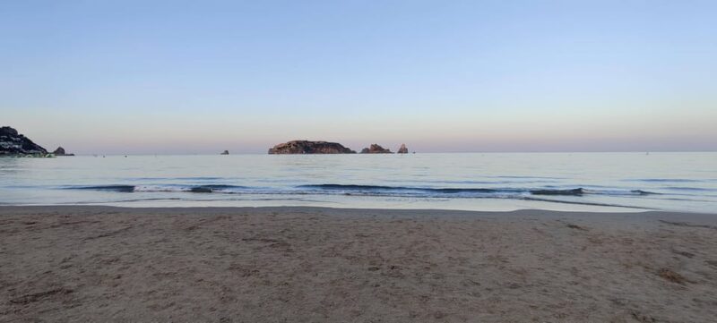 L'Estartit: Boat Trip to Les Illes Medes and the caves - Swimming and Snorkeling at Cala Pedrosa