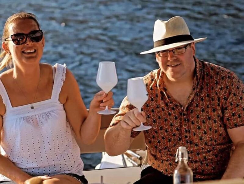 Letojanni, Taormina & Isola Bella: Daily group tour with an aperitif - Key Points