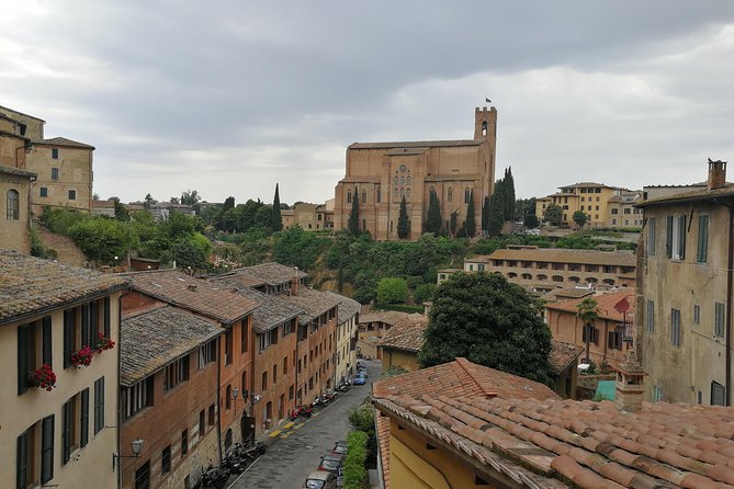 Let's discover Siena! - Navigating Siena’s Uphill Streets and Cobblestones