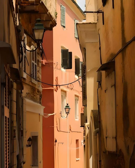 Lets Get Lost in the alleys of Corfu Old Town - Key Points