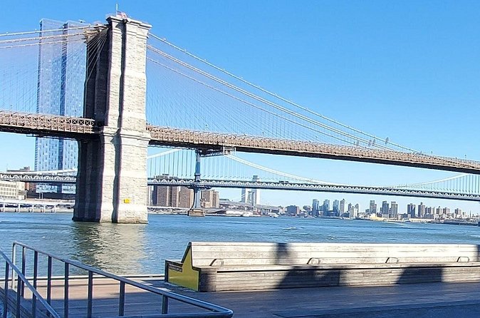 Let's take a walk across the iconic Brooklyn Bridge - Logistics and Group Size