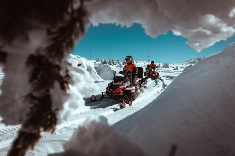 Levi: Easy Snowmobile Safari into the Nature - The Best Time for the Snowmobile Safari