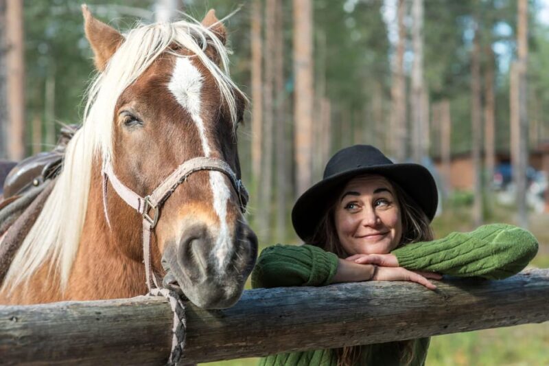 Levi: Horse and Husky Farm Visit with Juice and Cookies - Discover the Charm of Lapland’s Horse and Husky Farm for $28