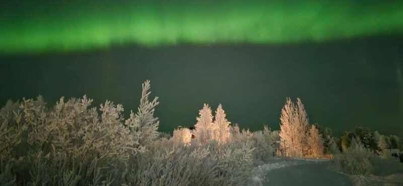 Levi: Northern Lights by Minivan with hot drinks and snacks - The Role of Weather and Cloud Cover