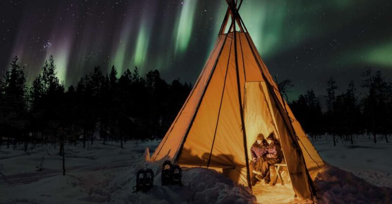 Levi: Northern Lights Campfire - The Campfire and Lappish Picnic with Hot Drinks