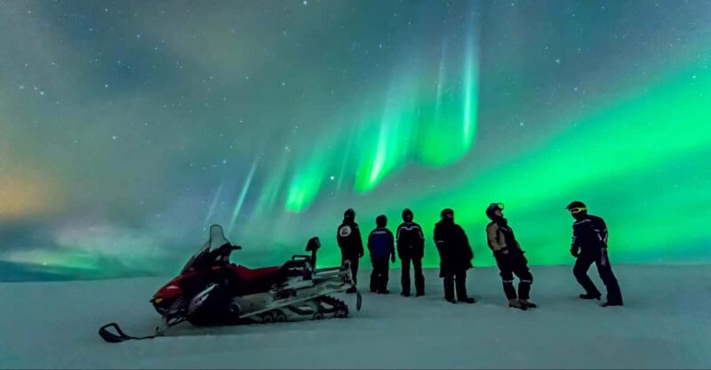 Levi: Northern Lights Snowmobile Safari and Campfire Picnic - Key Points