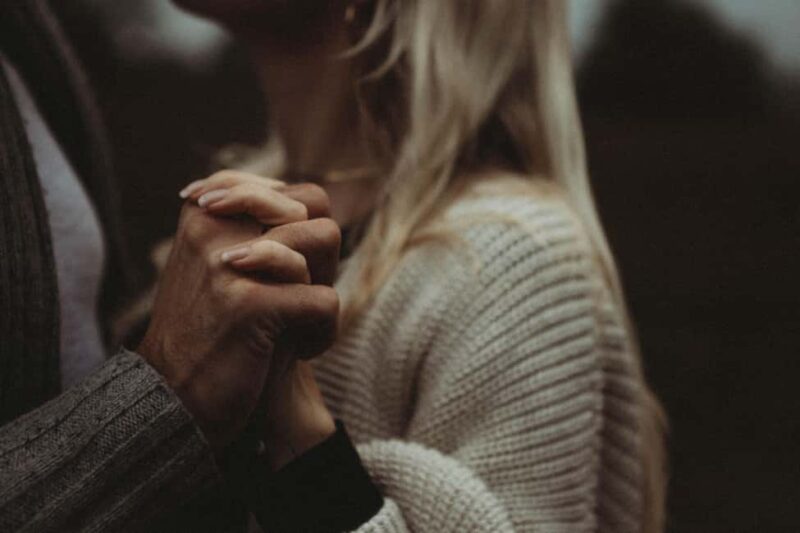 Levi: Professional engagement or after-wedding shoot - Logistics: Meeting Point and Accessibility