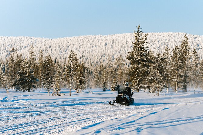 Levifell tour - Suitability for Families and First-Time Snowmobilers