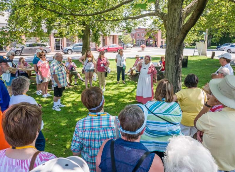 Lexington: Battle Green Walking Tour with Guide - Comparing Similar Experiences