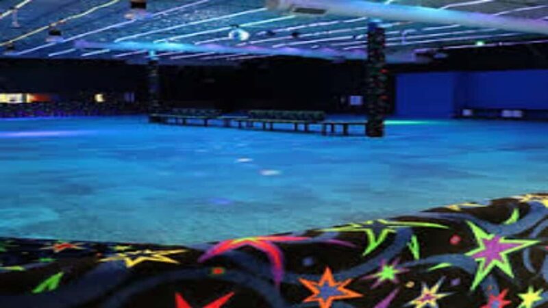 Lexington: Friction Skating Rink Entry Ticket - Key Points