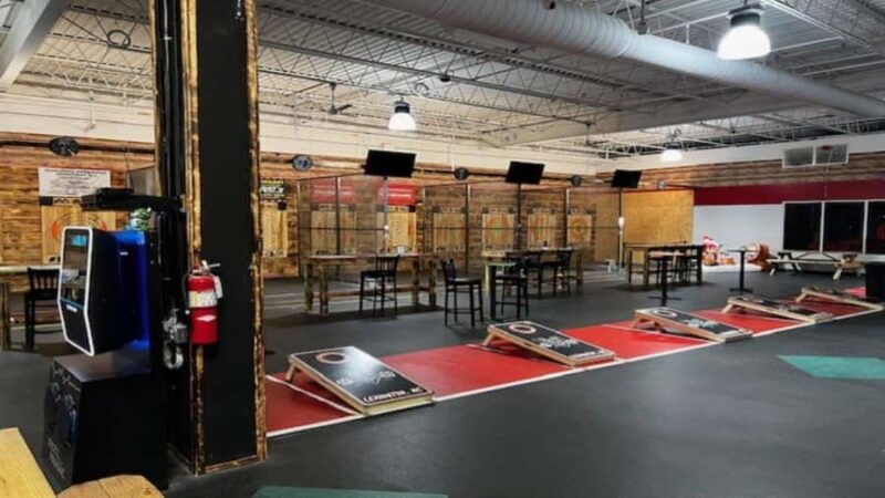 Lexington, NC: Axe Throwing Experience - Lexington, NC: The Venue for Axe Throwing at Axehole