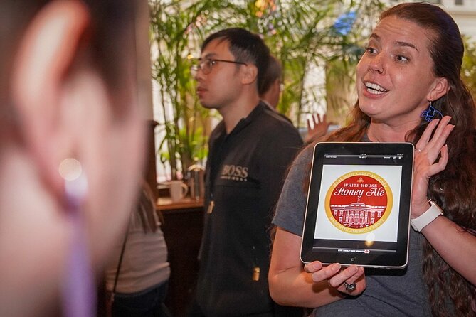 Liberty History Tour Pub Crawl - The Guide’s Role: Knowledgeable and Personable