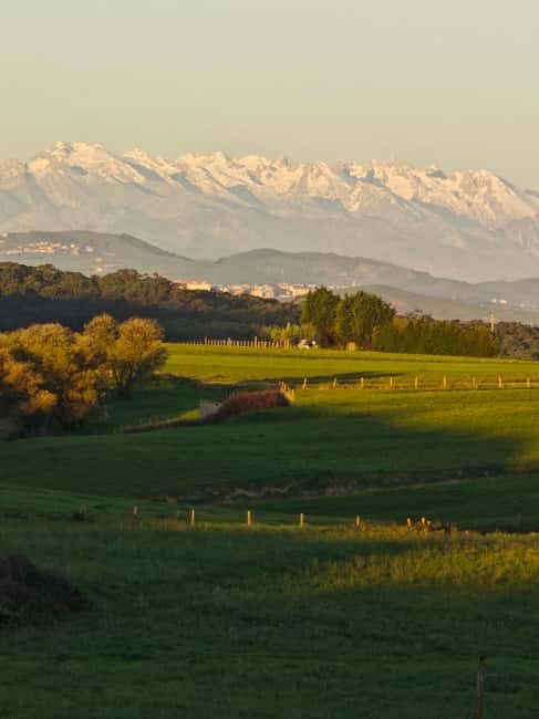 Liencres: Scenic Hike along Costa Quebrada - Walking the Dramatic Flysch Cliffs Along Costa Quebrada