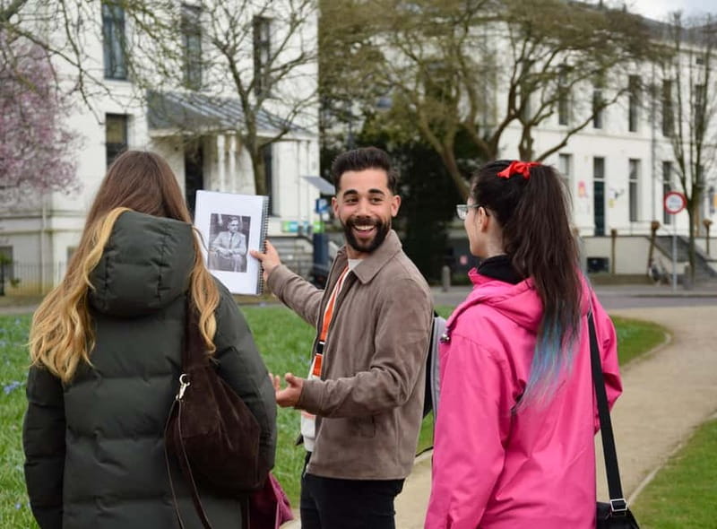 Life of Corrie Ten Boom & World War 2 Walking Tour - Visiting the Outside of the Ten Boom House and Its Significance