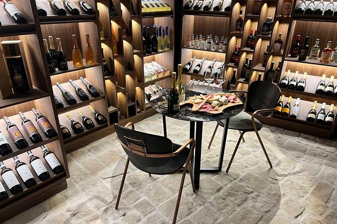 Light dinner accompanied with Masterclass Wines - Exploring Campania’s Terroir and Native Grapes