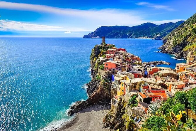 Ligurian Colors, Cinque Terre Full Day Private Transfer Excursion From Milan - Scenic Drive and Ligurian Land Views from Milan