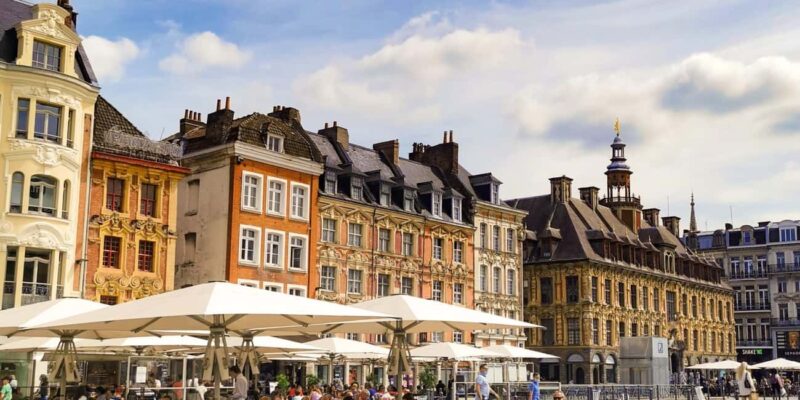 Lille: Guided Walking Tour of The City's History - Remembering Lille’s World War I History at the Monument Les Fusillés Lillois