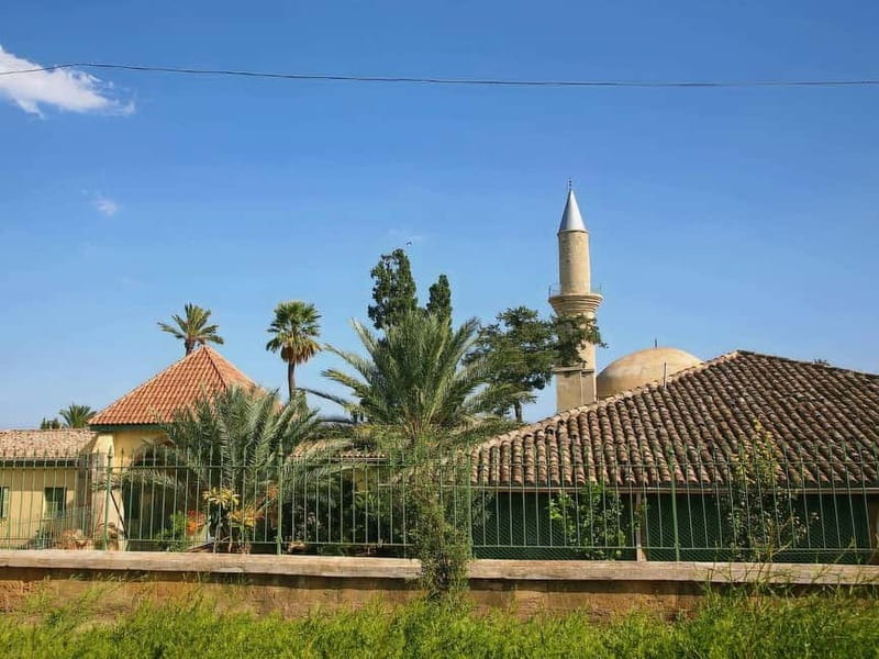 Limassol: Larnaca and Nicosia North Cyprus Private Tour - Visiting the Islamic Heritage at Hala Sultan Tekke
