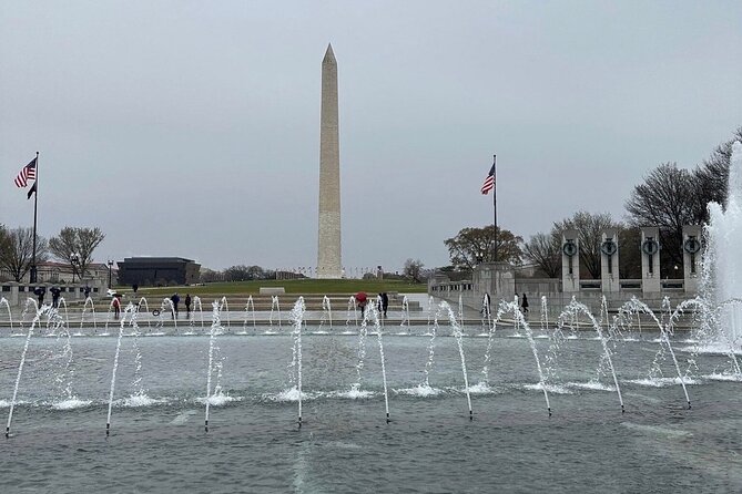 Limousine Service Tour in Washington DC - Experience Washington DC in Comfort with a Private Limousine Tour