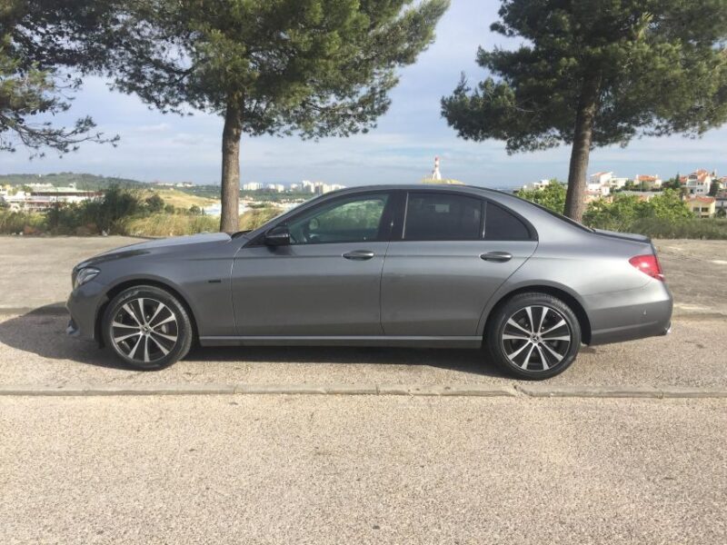 Limousine tour covering Lisbon and Cascais&Sintra. - Discover Lisbon, Cascais, and Sintra in Style