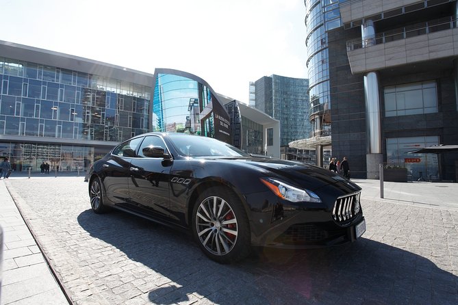 LINATE - MILANO airport transfer with private Luxury Car - Booking and Practical Considerations