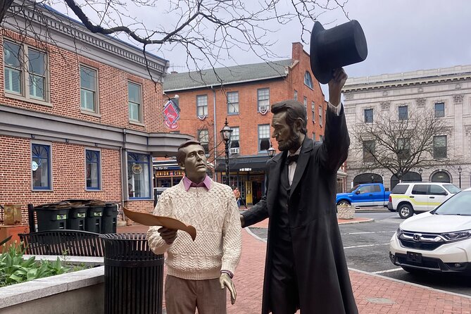 Lincoln Comes to Gettysburg: An Anniversary Tour - Exploring Gettysburg Landmarks with a Focus on Lincoln