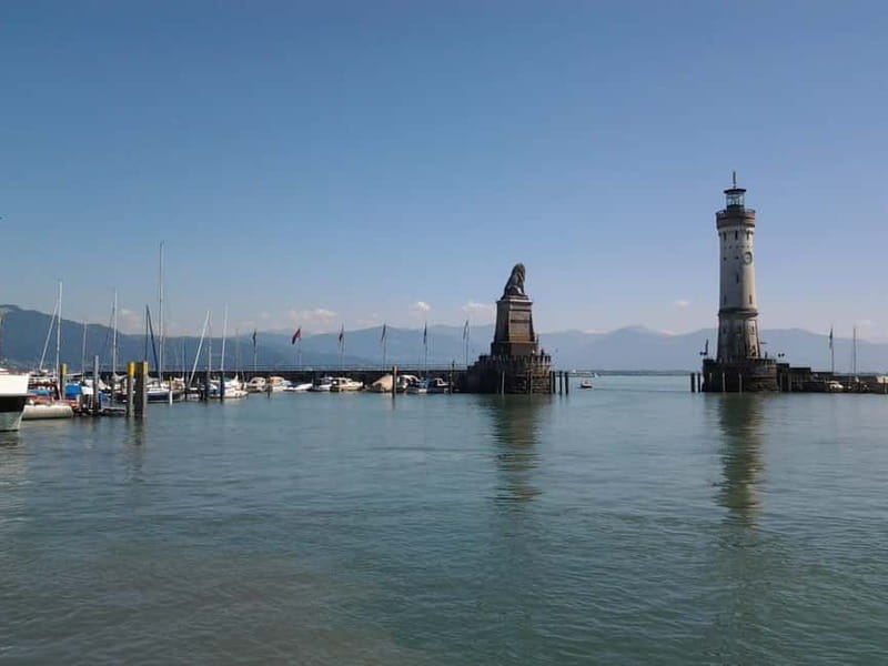 Lindau: Private city tour with wine tasting - Stops at Lindau’s Iconic Landmarks