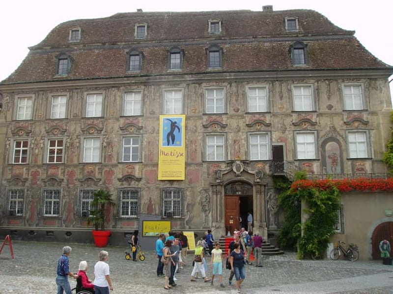 Lindau: Private city tour with wine tasting - Scenic Views and Unique Locations