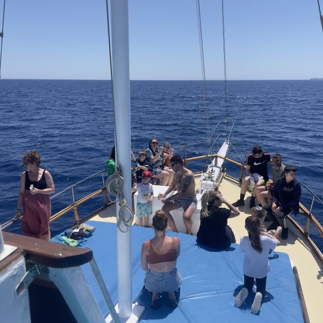 Lindos: Rhodes South-East Coast Cruise with Swim Stops - Key Points