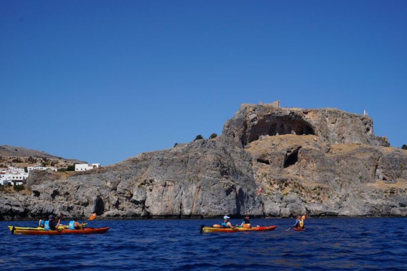 Lindos: Sea Kayaking & Acropolis of Lindos Tour with Lunch - Exploring Lindos Village and the Acropolis