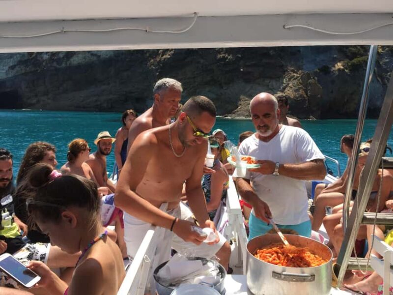 Linea isola di Palmarola - Practical Details: Booking, Duration, and What to Bring