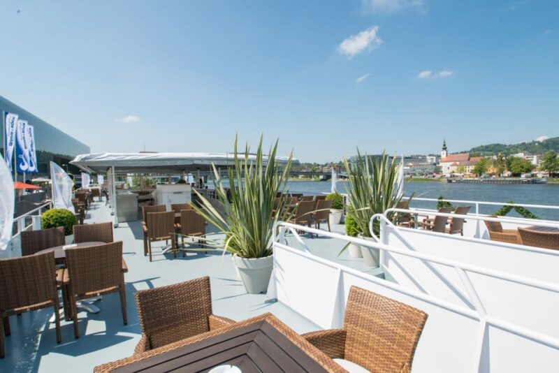 Linz: Harbor Cruise - What to Expect During the 45-Minute Tour