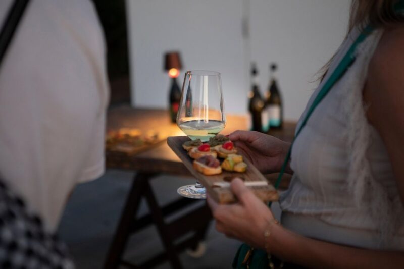 LIPARI WINERY - SUNSET WINE TASTING - Sunset Atmosphere and the Unique Wine Tasting Experience