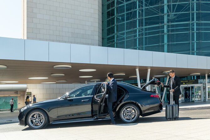 LIS Airport Private Transfer to Peniche | Praia D'el Rey | Baleal - Suitable for a Range of Travelers Heading to Peniche and Baleal