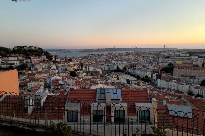 Lisbon: 1,5 Hours Historical Tuk Tour for Two Persons. - Discover Lisbon’s Historic Charm on a Private Tuk Tuk Tour