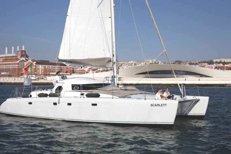 Lisbon 1H Private Tour by SAILBOAT / SAIL / POWER CATAMARAN - Flexibility with Bookings and Cancellations