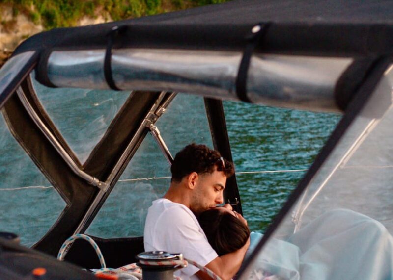 Lisbon 2 Hours Sailing Day Tour and Cruise With Drinks - Experience a Stylish and Relaxing Sailing Cruise on Lisbon’s River