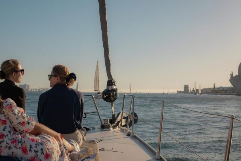 Lisbon 2 Hours Sailing Day Tour and Cruise With Drinks - Key Points