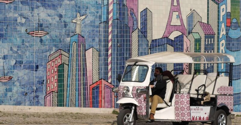 Lisbon: 3-Hour Street Art Tuk Tuk Tour - Key Points