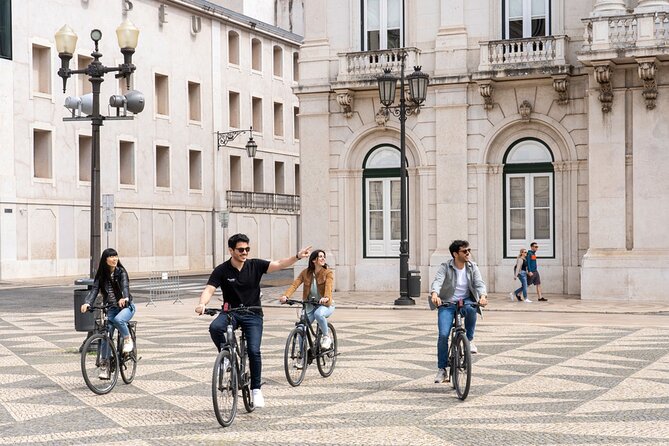 Lisbon 360 City Tour: Bike tour, Boat Trip and Helicopter Flight - Scenic Helicopter Flight Over Lisbons Landmarks