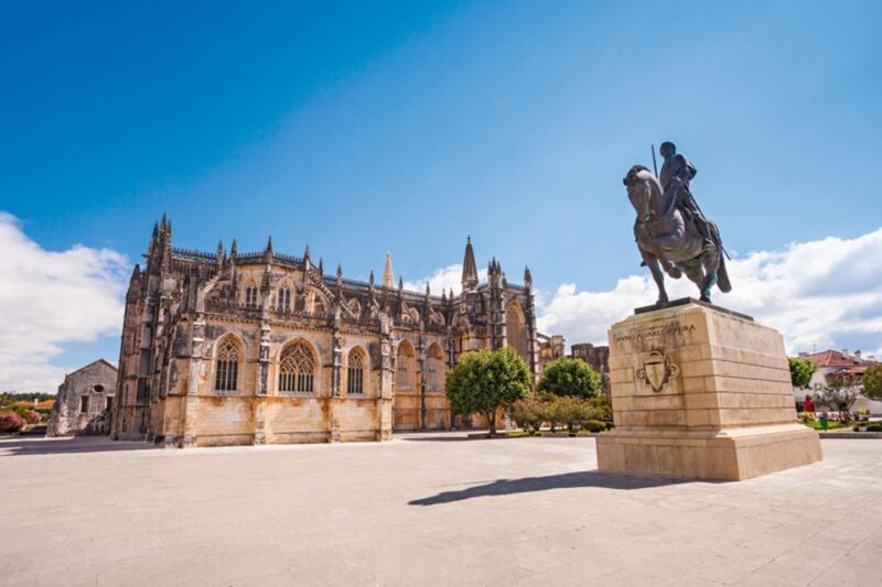 Lisbon: 4 Cities in One Day Óbidos, Nazaré, Batalha & Fátima - Exploring Batalha Monastery: Portugal’s Gothic Masterpiece